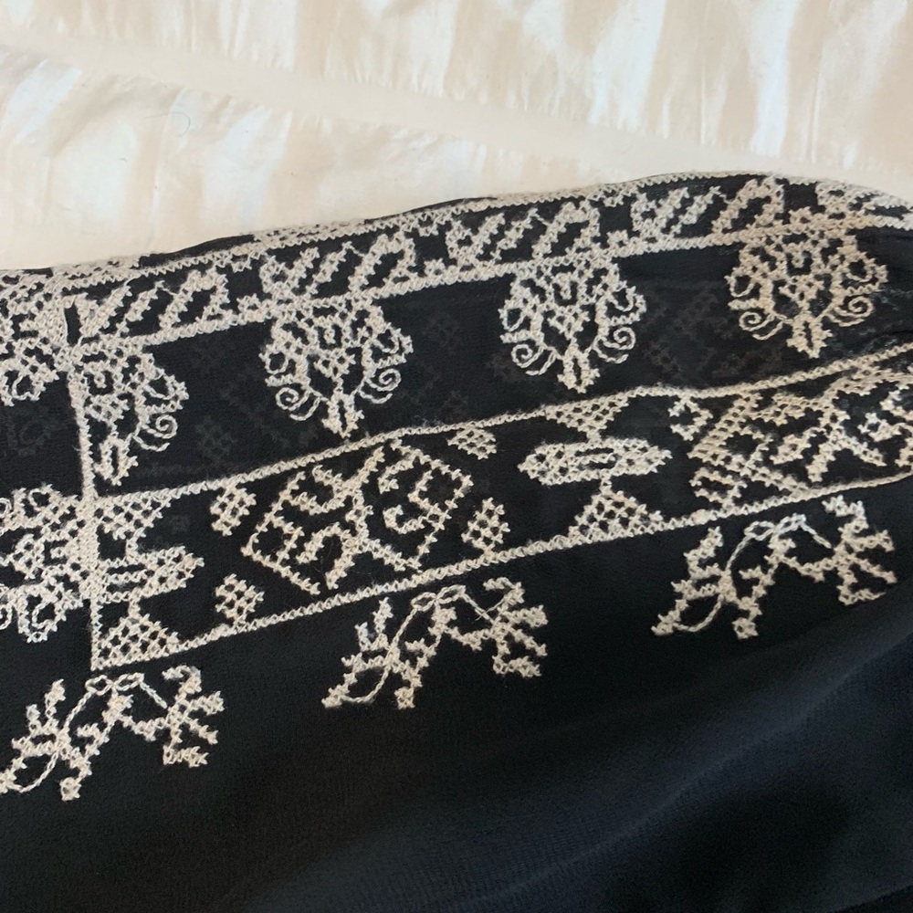 American Eagle Outfitters Embroidered Top - Picture 15 of 16